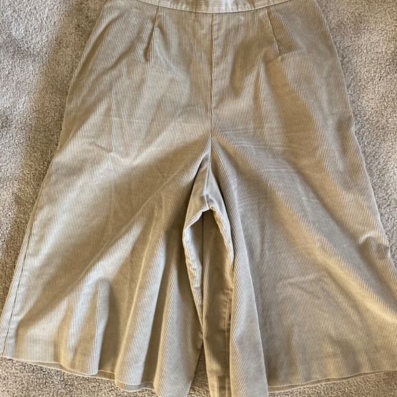 VINTAGE Country Suburbans Corduroy Culottes Cropped Wide Leg Trousers Sz S - Picture 6 of 9